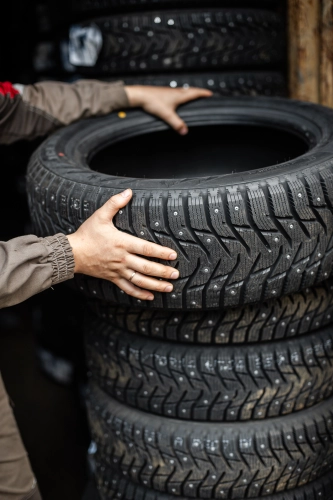 фото протектора и шины Ice Blazer WST3 Шина Sailun Ice Blazer WST3 165/65 R14 79T